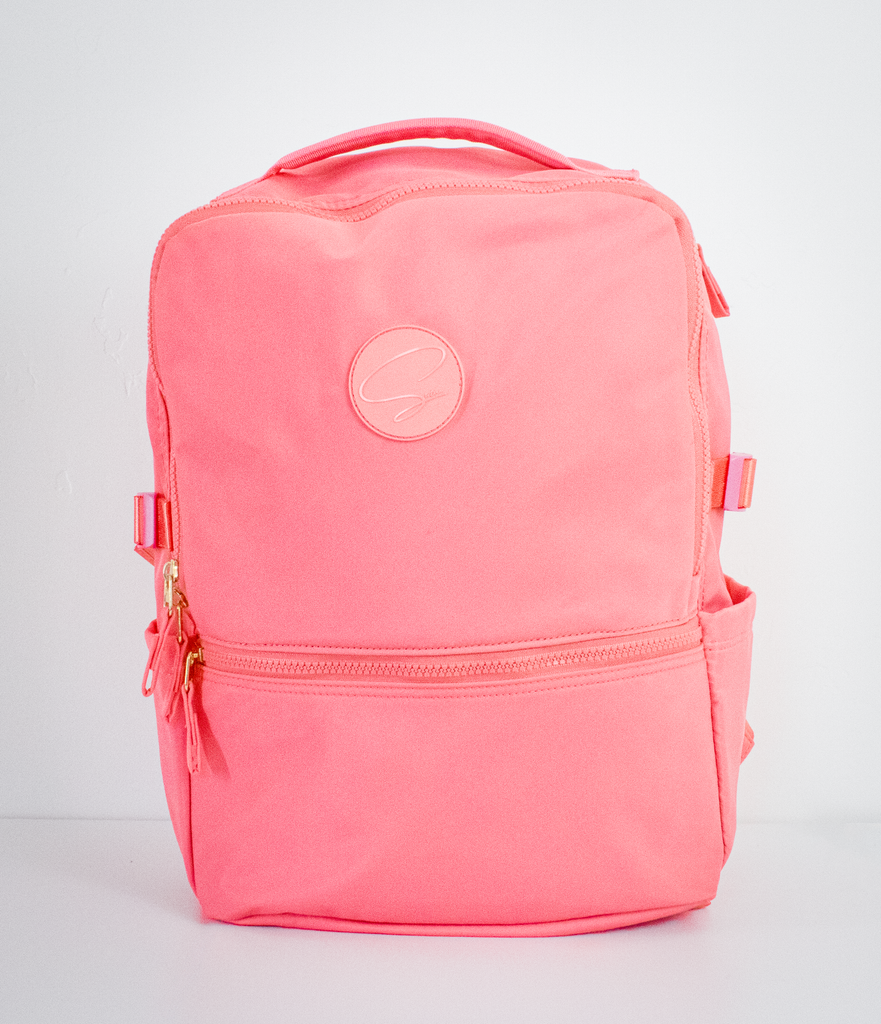 Backpack_Pink_Front_Closed_Pat